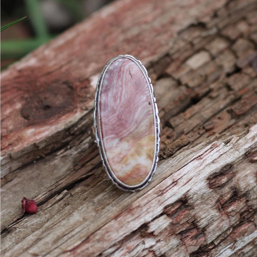 Rhodochrosite Oval German Silver 6.5